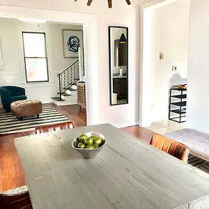 Holiday home Quiet - Historic Downtown Pns & Close To Beach!, Pensacola